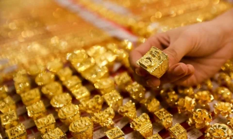 يقترب من 3000 جنيه: أسعار الذهب اليوم في مصر