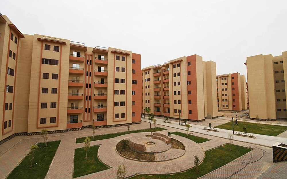 شقق الإسكان الاجتماعي